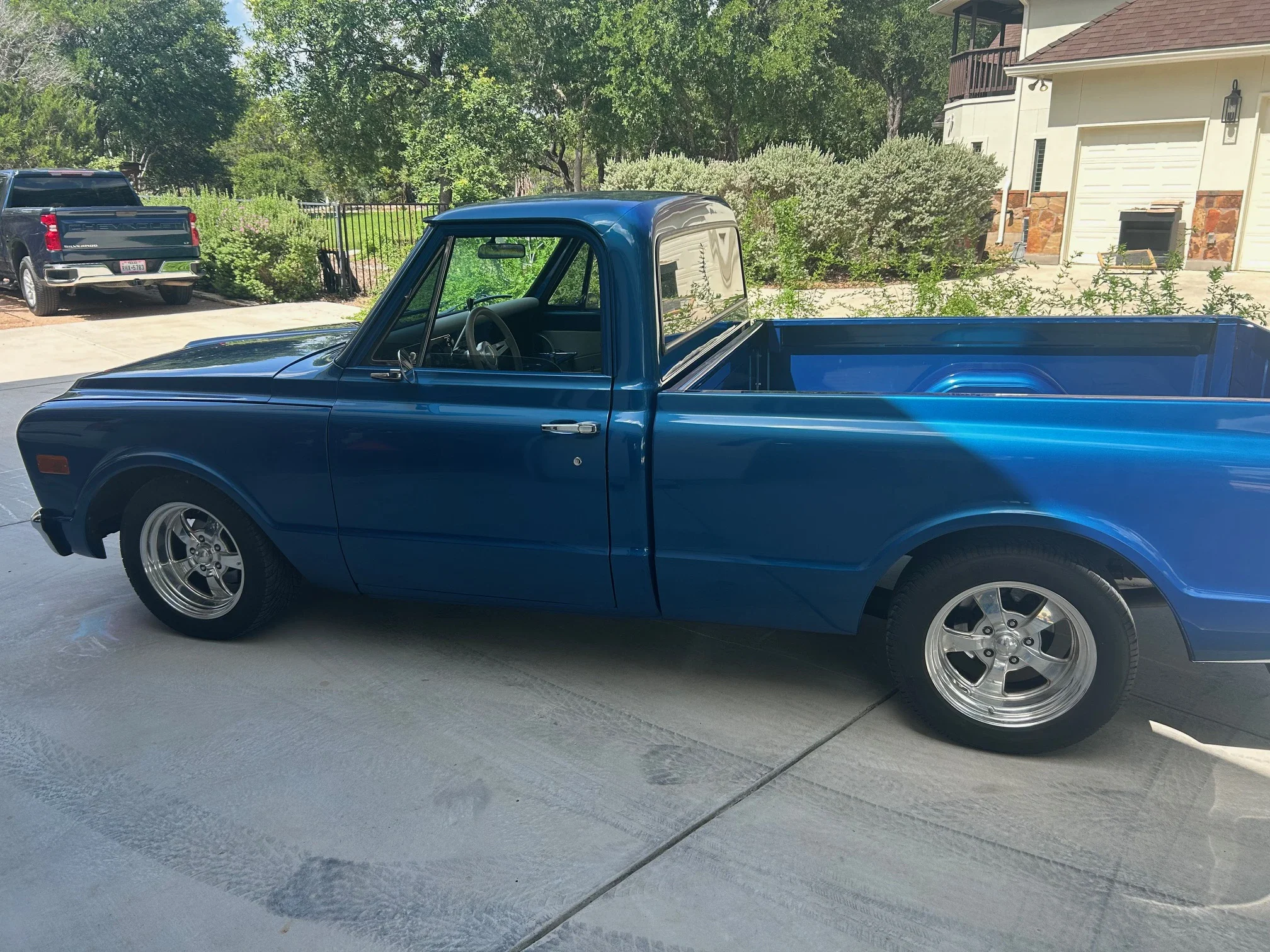 Gmc-Custom-1968-Blue-Blue