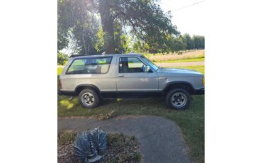 Gmc-Jimmy-1984-Silver-Black-1