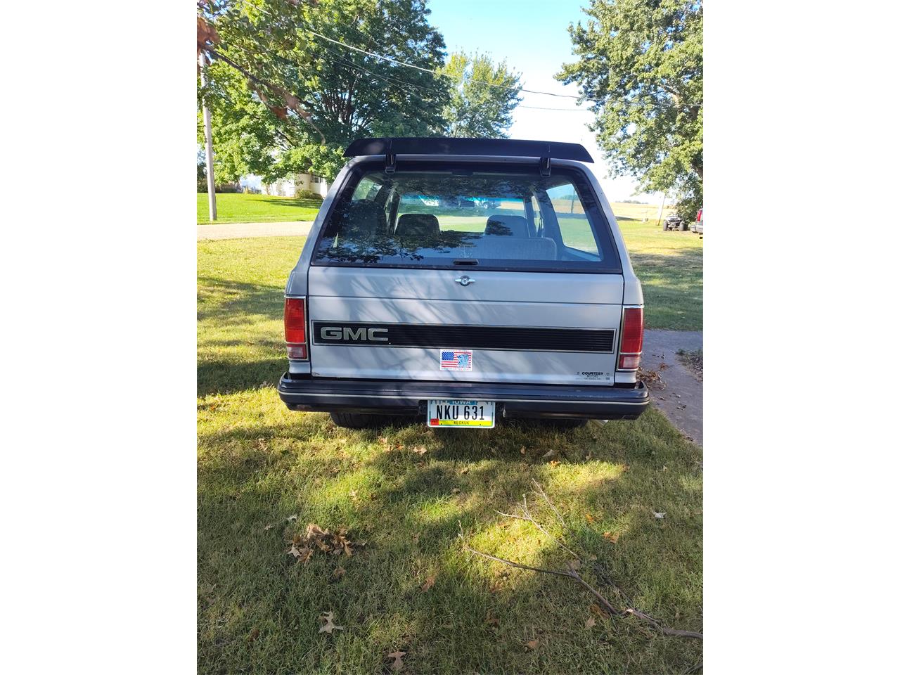 Gmc-Jimmy-1984-Silver-Black-2