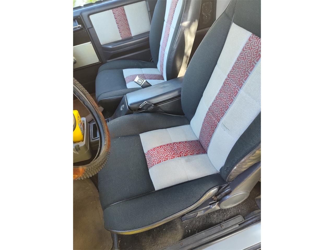 Gmc-Jimmy-1984-Silver-Black-4
