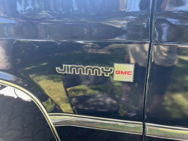 Gmc-Jimmy-4wd-1986-Black-Black-10