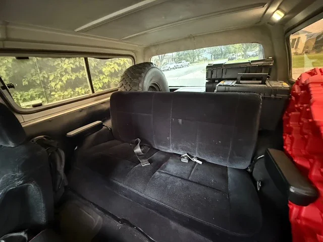 Gmc-Jimmy-4wd-1986-Black-Black-2