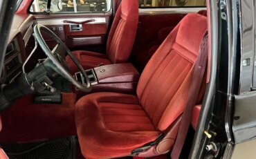 Gmc-Jimmy-4wd-1988-Black-Burgundy-12