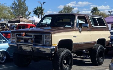 Gmc-Jimmy-4wd-1988-Brown-Beige
