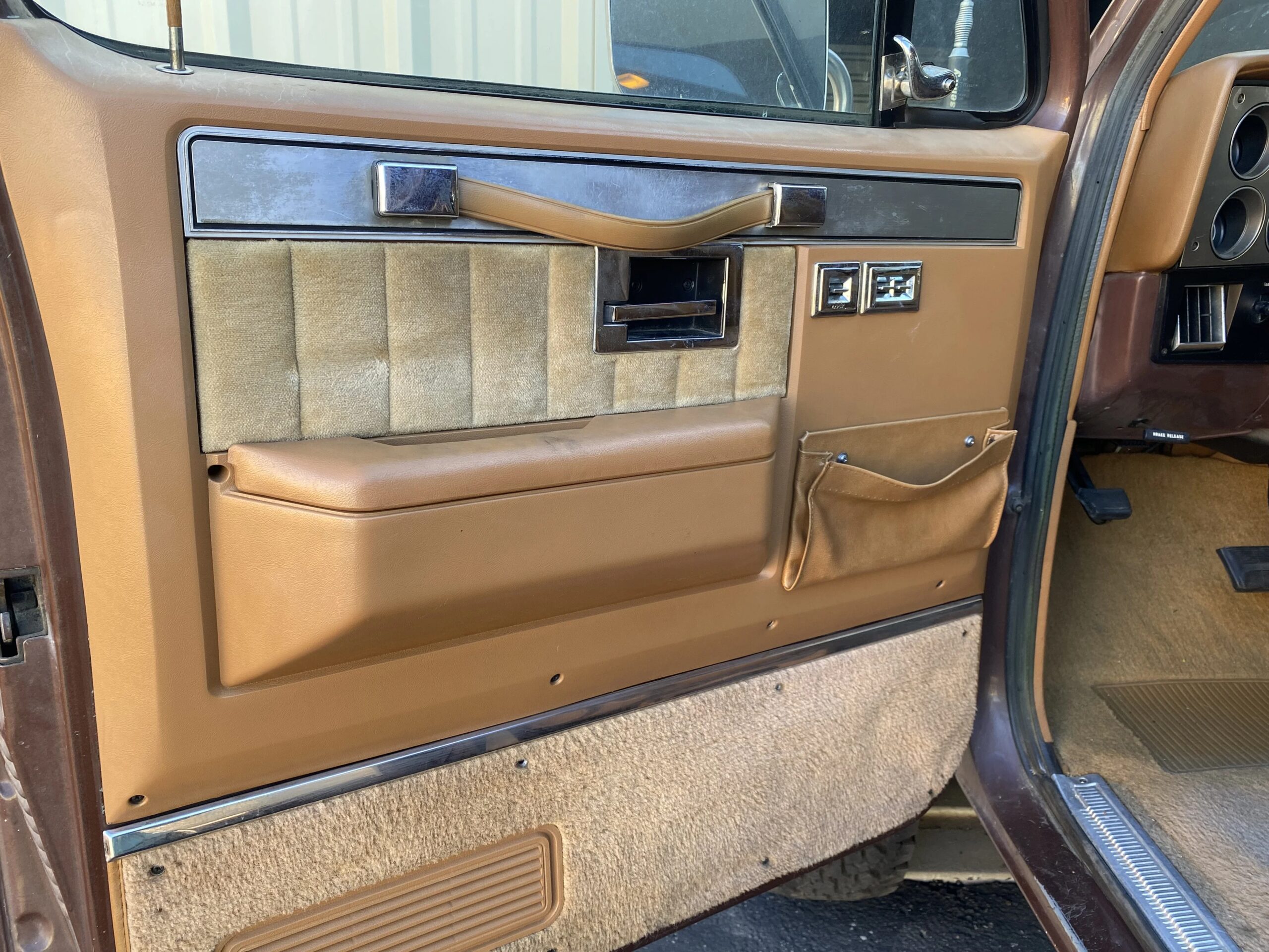 Gmc-Jimmy-4wd-1988-Brown-Beige-7