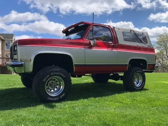 Gmc-Jimmy-4wd-2-door-1989-Red-Gray-1