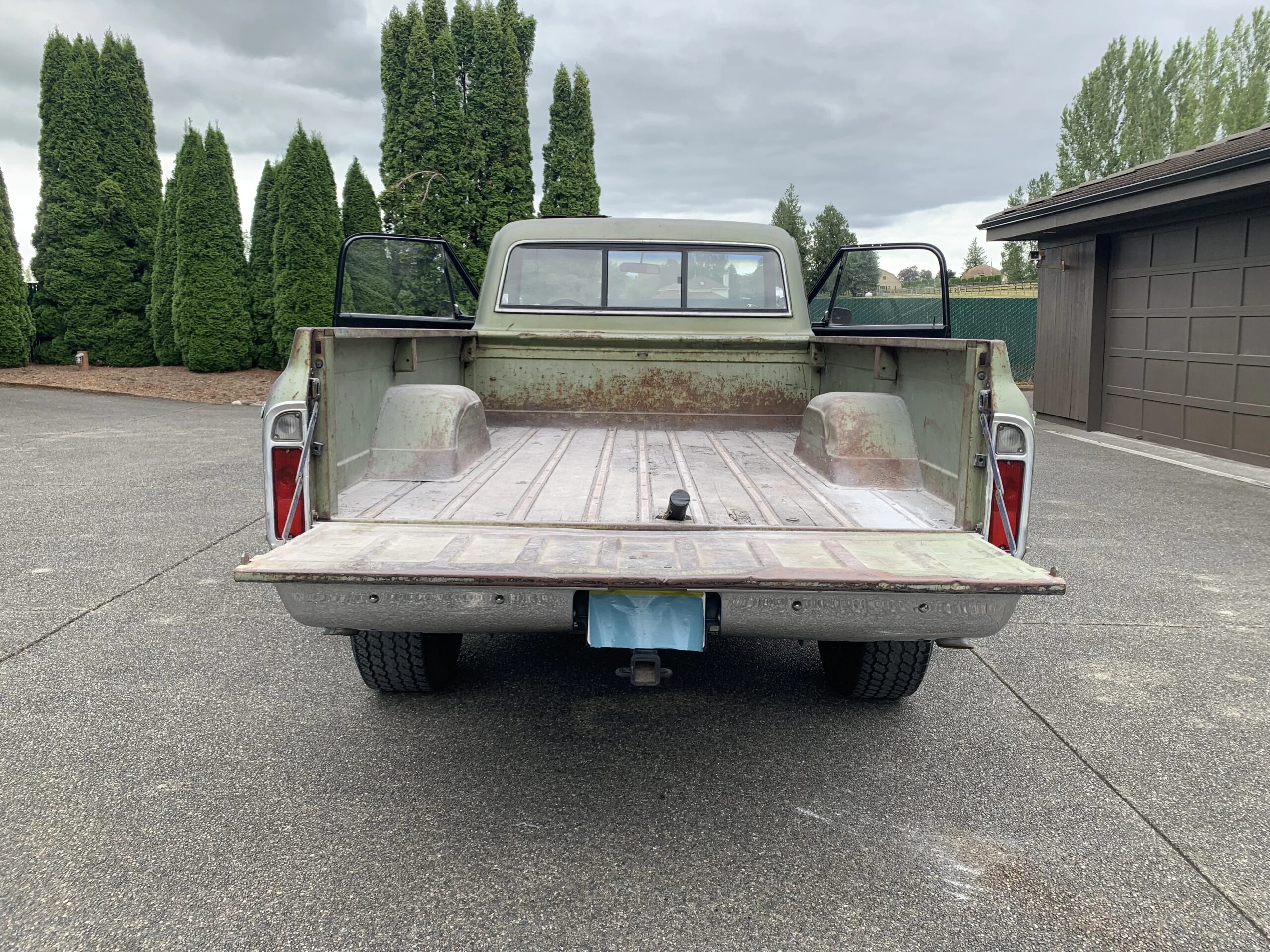 Gmc-Pickup-1969-Green-Black-17
