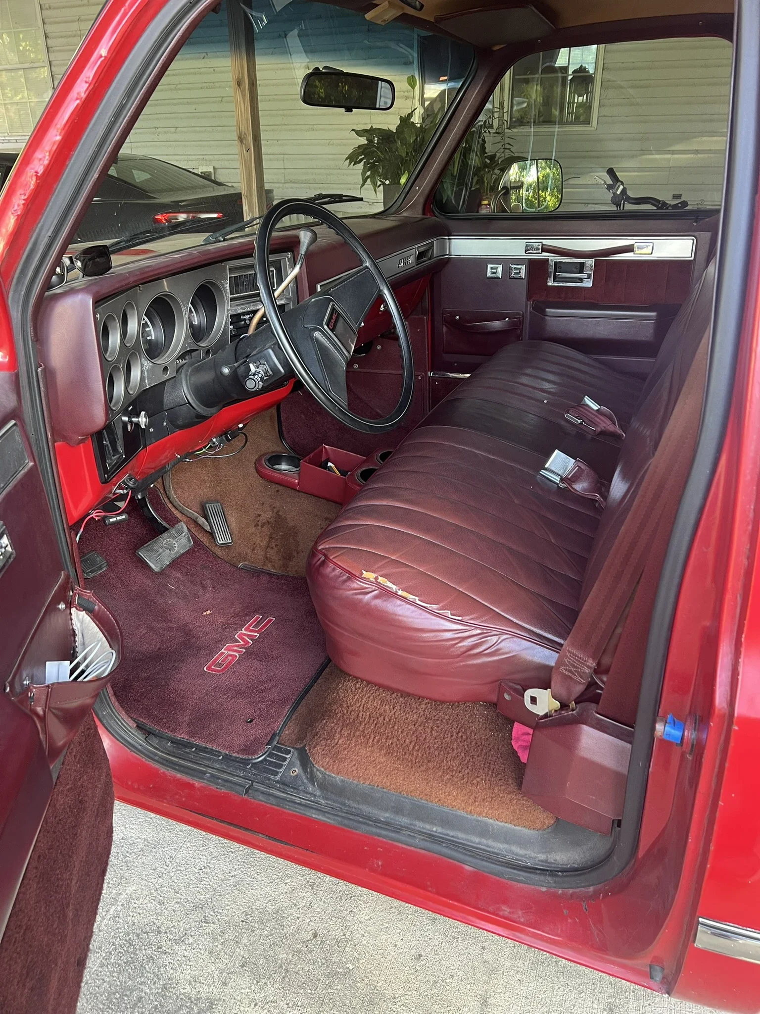 Gmc-Sierra-1500-2wd-regular-cab-1986-Red-Burgundy-8