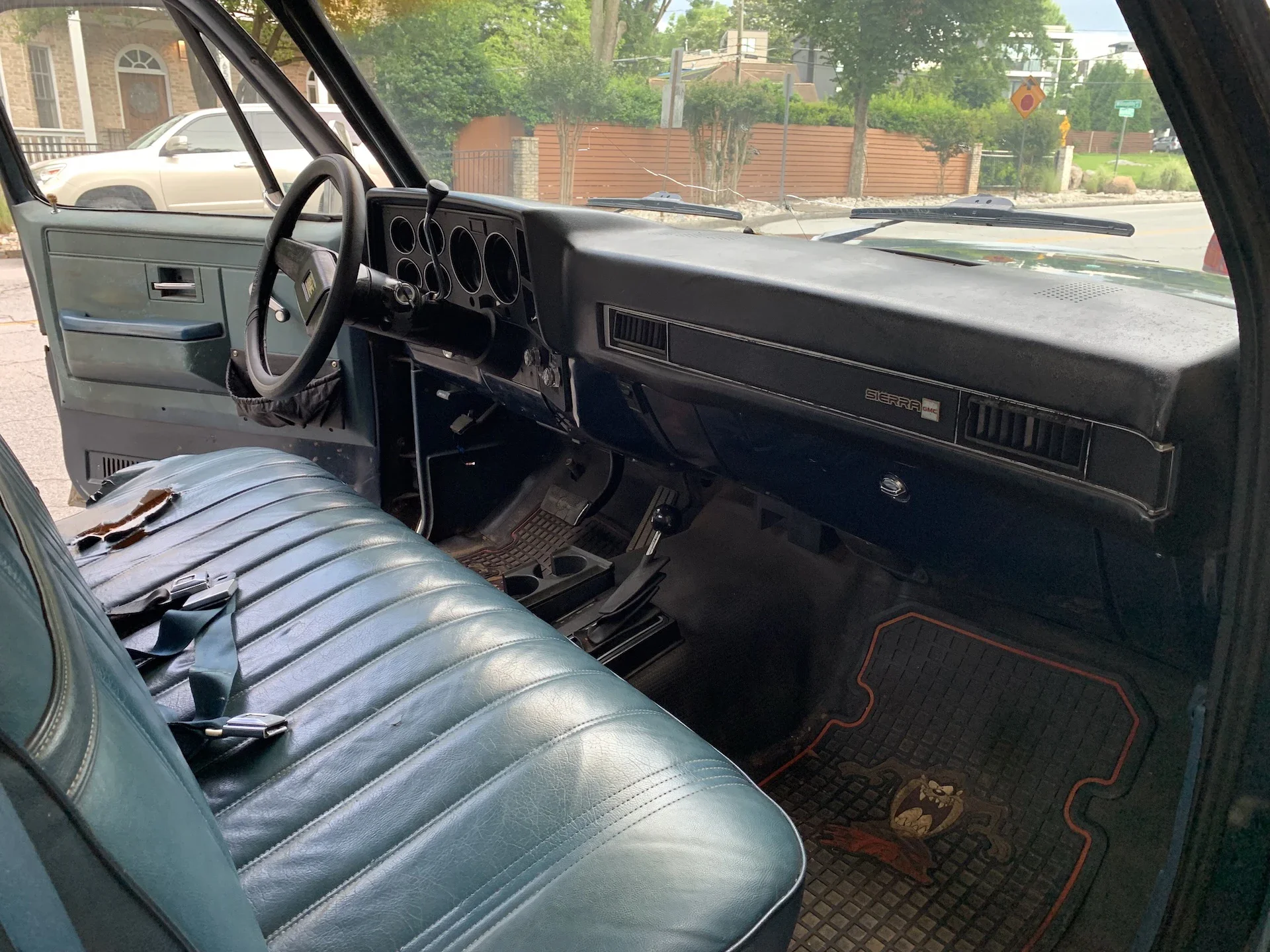Gmc-Sierra-1500-4x4-regular-cab-1983-Blue-Blue-10