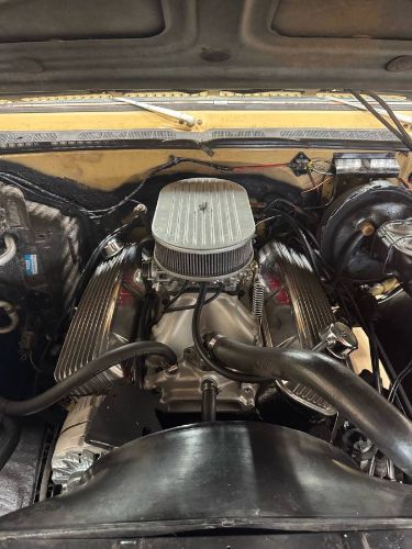 Gmc-Sierra-1977-Yellow-Custom-Leather-1