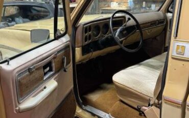 Gmc-Sierra-1977-Yellow-Custom-Leather-11