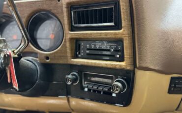 Gmc-Sierra-1977-Yellow-Custom-Leather-6