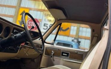 Gmc-Sierra-1977-Yellow-Custom-Leather-7