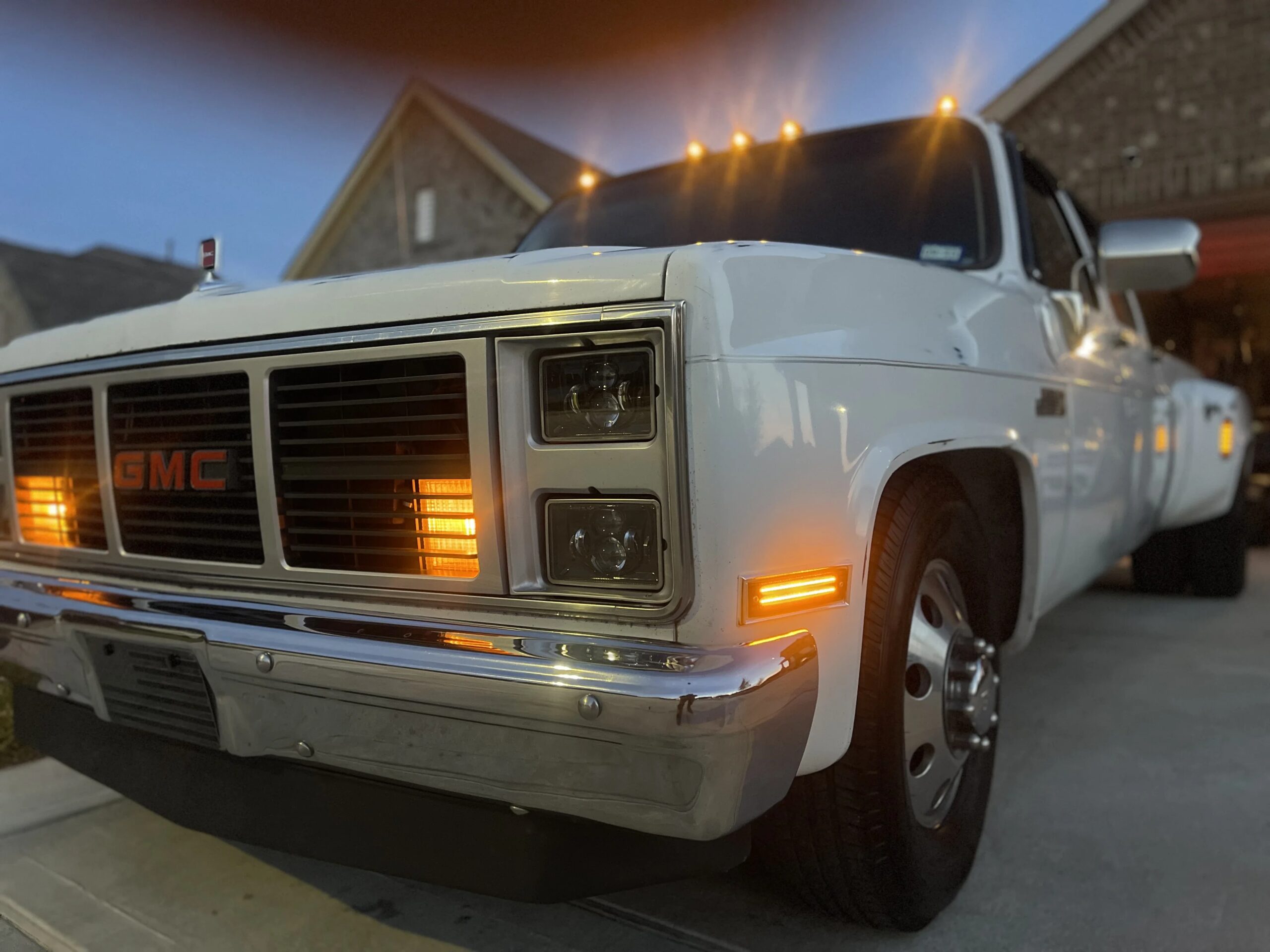 Gmc-Sierra-3500-2wd-crew-cab-1986-Off-White-Tan-26