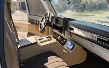 Gmc-Sierra-3500-2wd-crew-cab-1986-Off-White-Tan-30