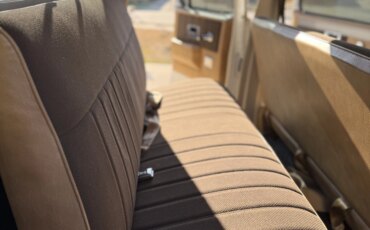 Gmc-Sierra-3500-2wd-crew-cab-1986-Off-White-Tan-31