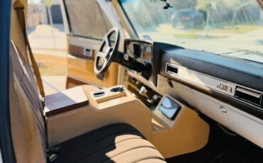 Gmc-Sierra-3500-2wd-crew-cab-1986-Off-White-Tan-36