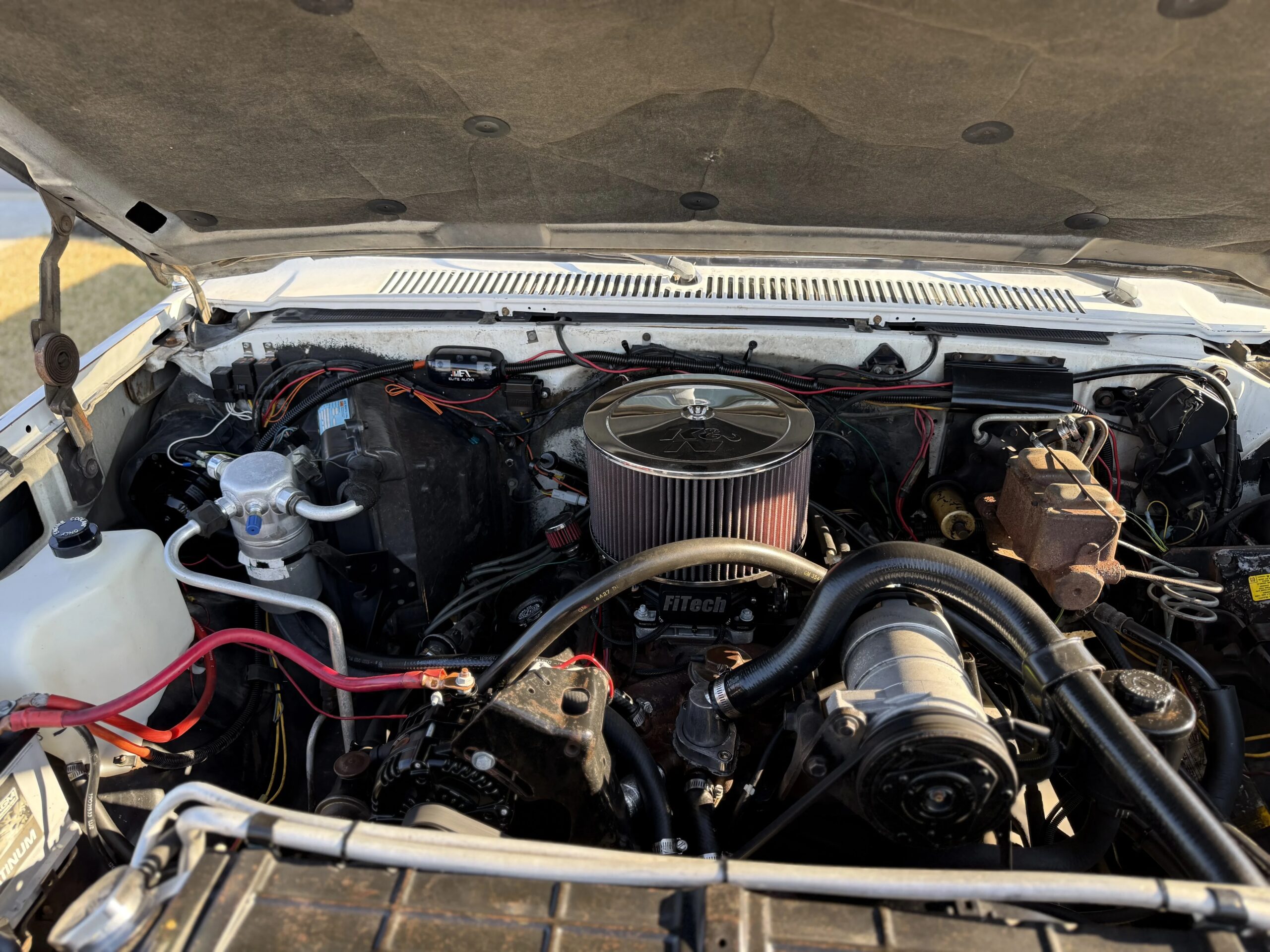 Gmc-Sierra-3500-2wd-crew-cab-1986-Off-White-Tan-44