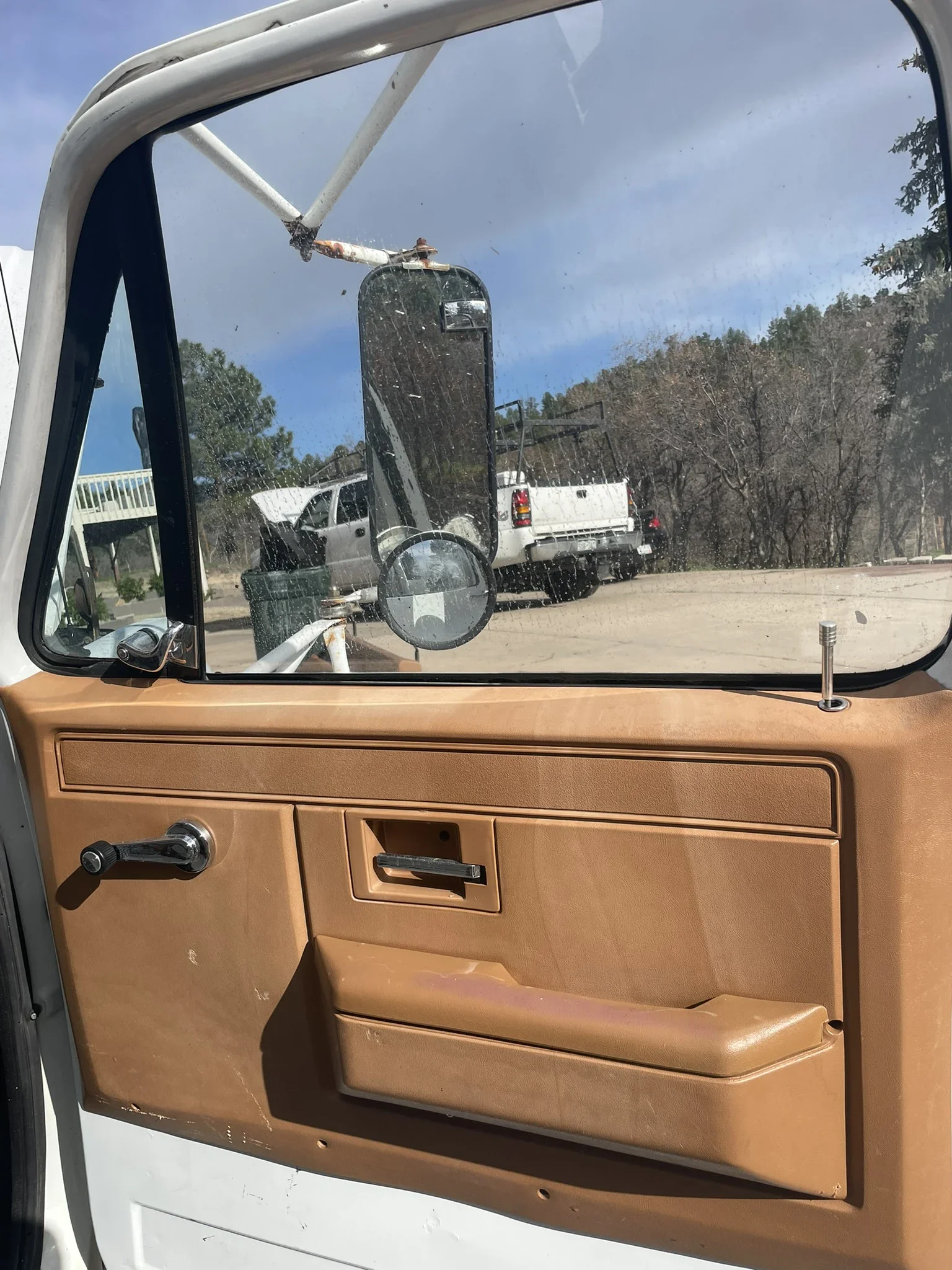 Gmc-Sierra-3500-2wd-regular-cab-1989-White-Tan-8