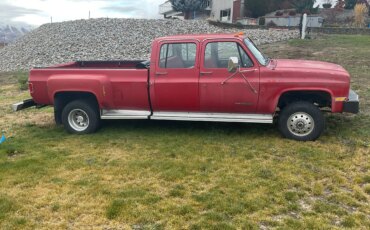 Gmc-Sierra-3500-4x4-crew-cab-1990-Red-Red