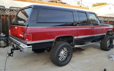 Gmc-Suburban-4wd-2500-1988-Black-Burgundy-6