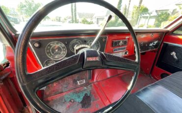 Gmc-c10-1971-green-11