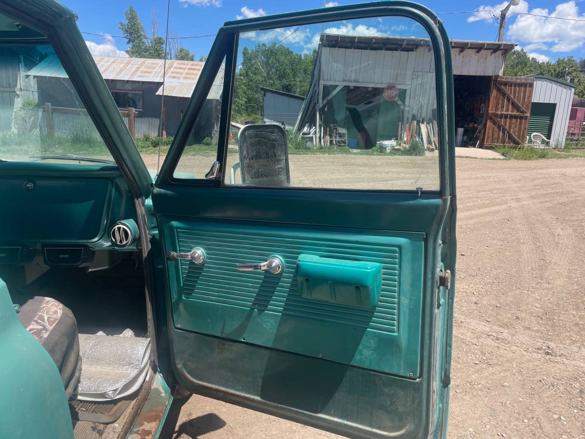 Gmc-c20-1972-green-13