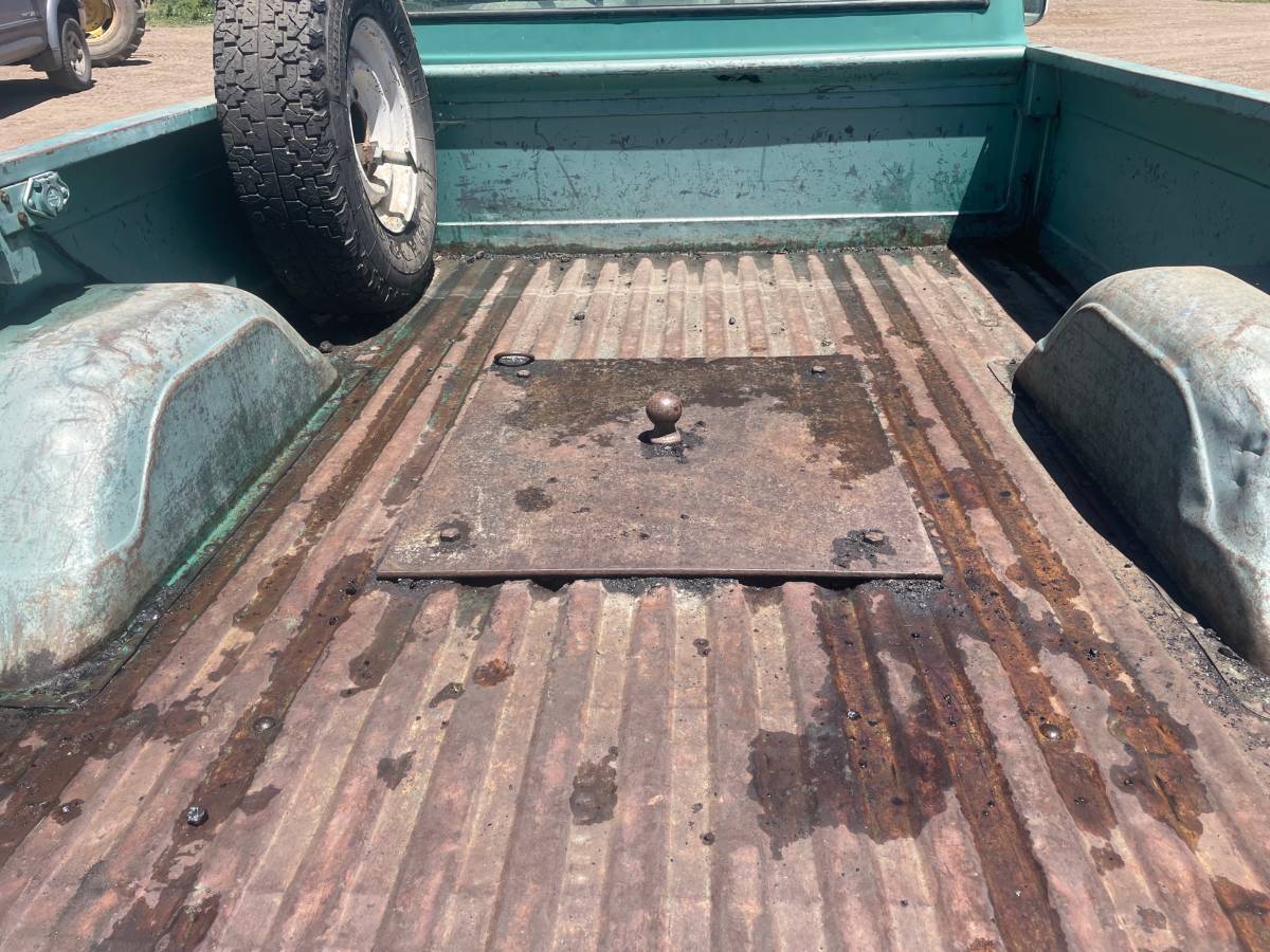 Gmc-c20-1972-green-4