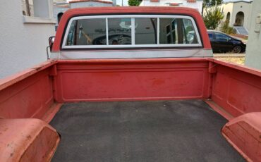 Gmc-c25-1978-red-5