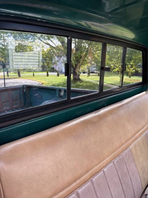 Gmc-c2500-sierra-1986-green-7