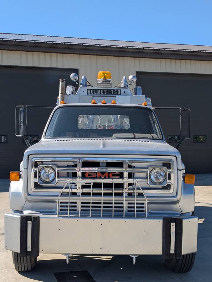 Gmc-c7000-diesel-1981-custom-12