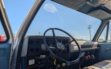 Gmc-c7000-diesel-1981-custom-14