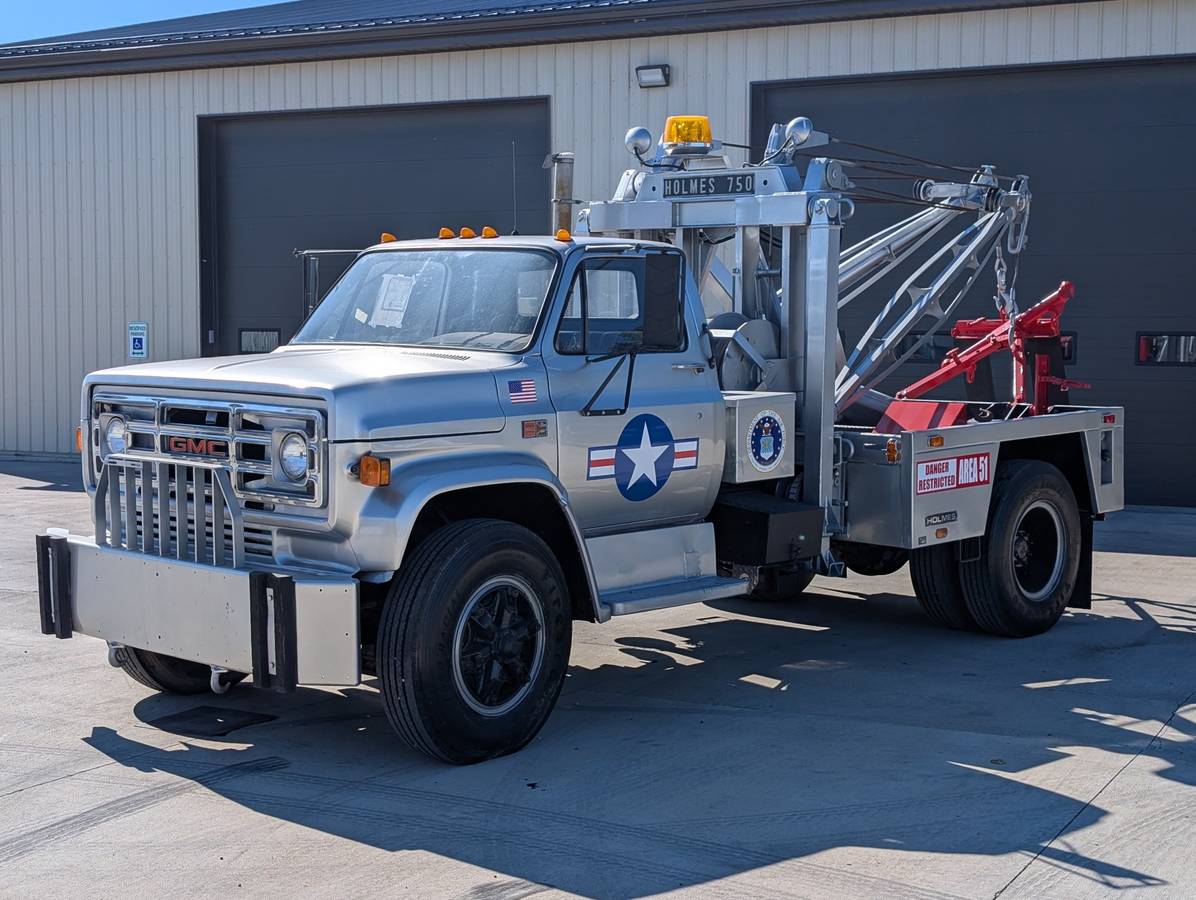 Gmc-c7000-diesel-1981-custom-4