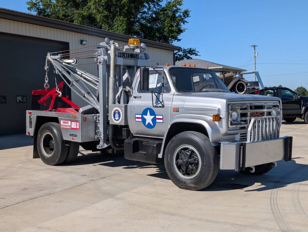 Gmc-c7000-diesel-1981-custom