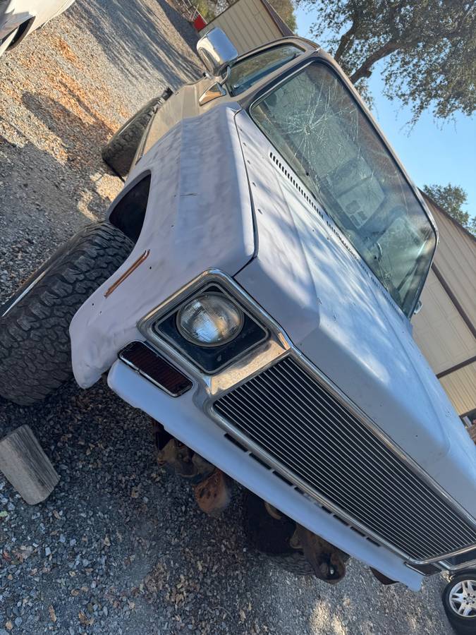 Gmc-chevy-1977-1