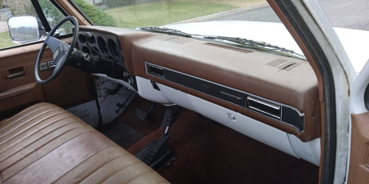Gmc-chevy-swb-short-bed-1986-white-8