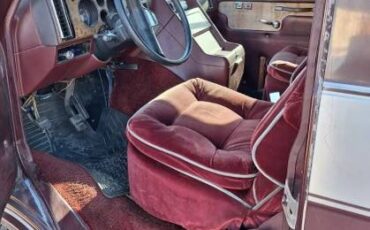 Gmc-chinook-1987-white-16