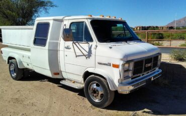 Gmc-cutaway-van-1-ton-nominal-1985-white-10