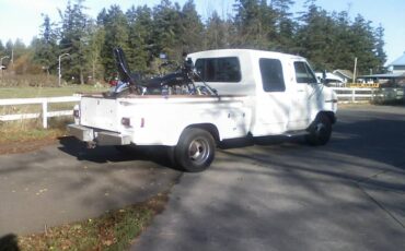 Gmc-cutaway-van-1-ton-nominal-1985-white-8