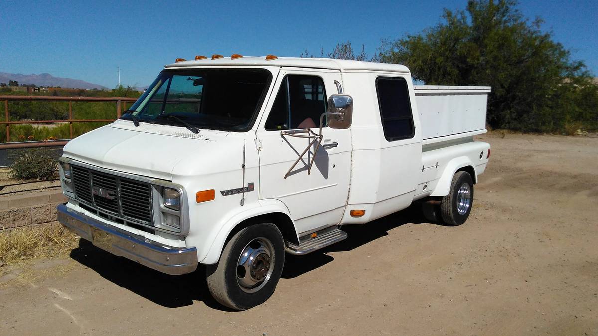 Gmc-cutaway-van-1-ton-nominal-1985-white