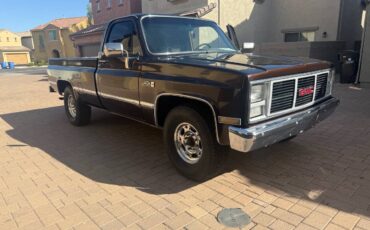 Gmc-high-sierra-2500-1985-brown-11
