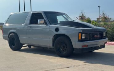 Gmc-jimmy-1988-grey-1