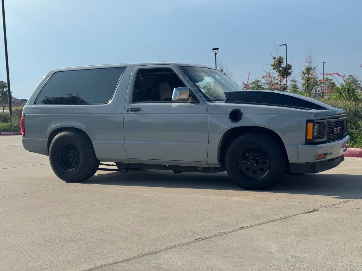 Gmc-jimmy-1988-grey-2