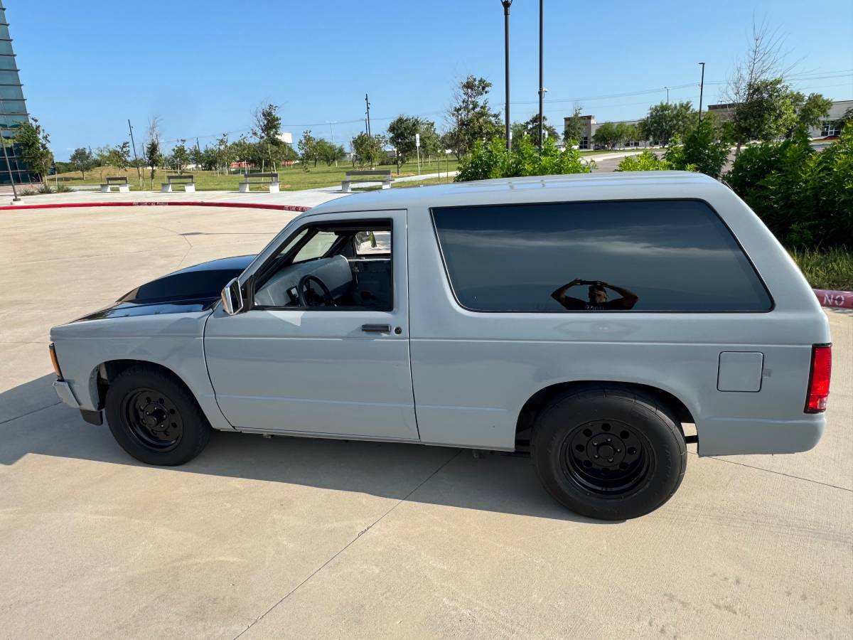 Gmc-jimmy-1988-grey-7