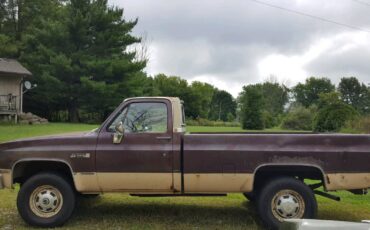 Gmc-k2500-sierra-classic-4x4-1983-brown-1