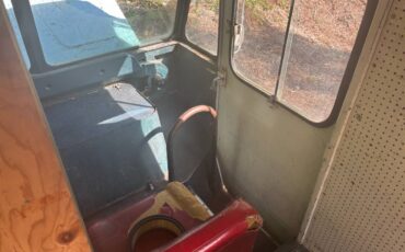 Gmc-p30-1974-white-8
