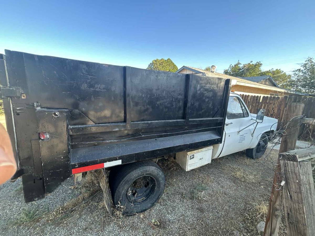 Gmc-r-conventional-1-ton-nominal-1989-white