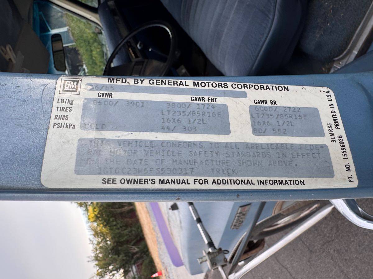 Gmc-r2500-1985-blue-10