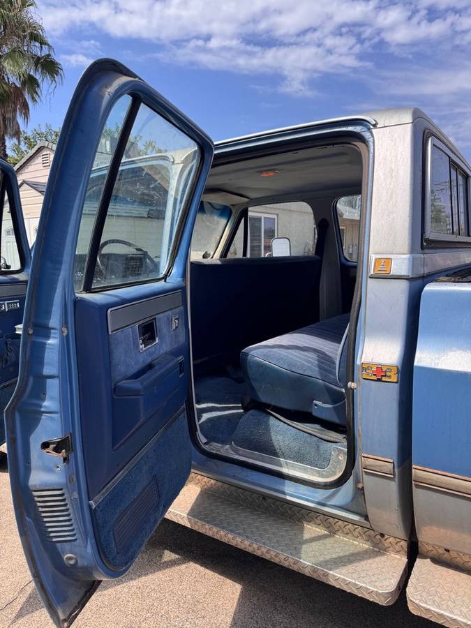 Gmc-r2500-1985-blue-9