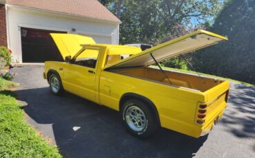 Gmc-s15-1982-yellow-4